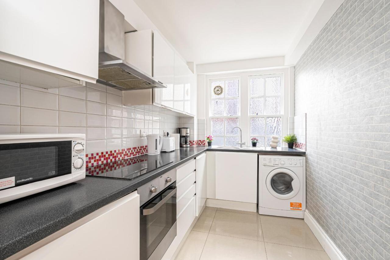 Nice 3 Bedrooms Apartment Near Hyde Park & Oxford St London Room photo